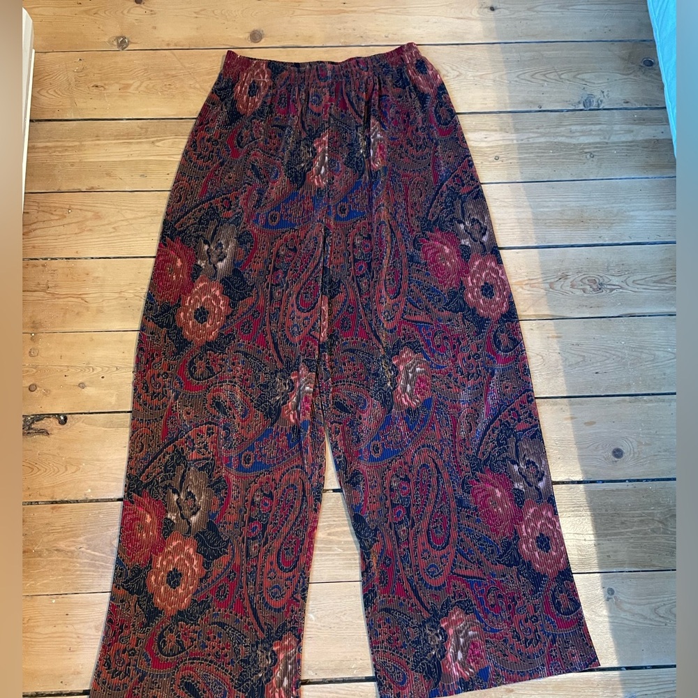 Floral Wide-Leg Pants